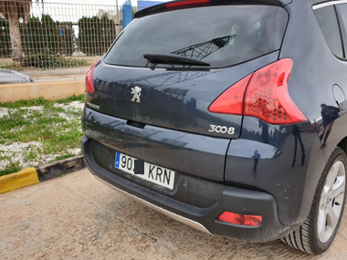 Peugeot 3008 has new plates fitted at the ITV centre where it passed it's import test Peugeot 3008 with new Spanish plates